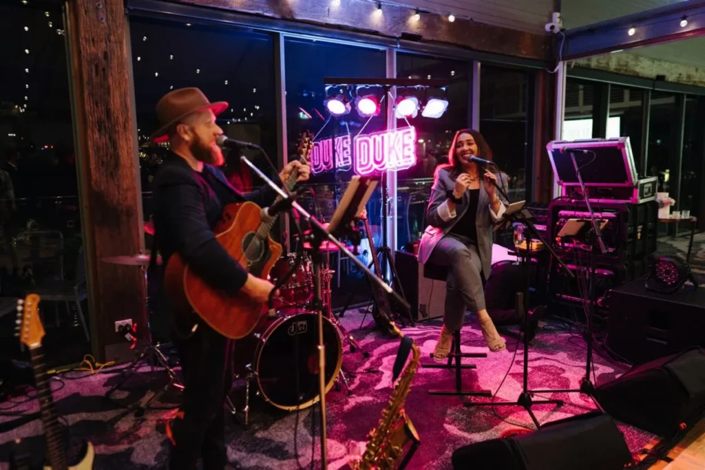 The Pros and Cons of Live Music at a Wedding